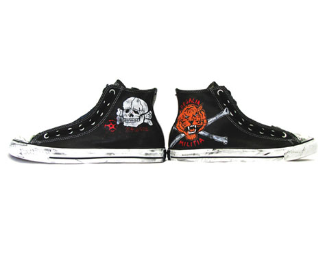 SNEAKER-CUSTOM-SBTG-00.jpg SNEAKER-CUSTOM-SBTG-00.jpg