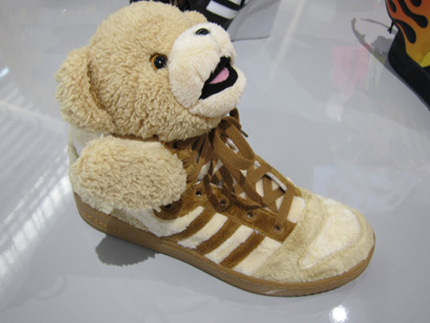 ADIDAS-X-JEREMY-SCOTT-2011-00.jpg