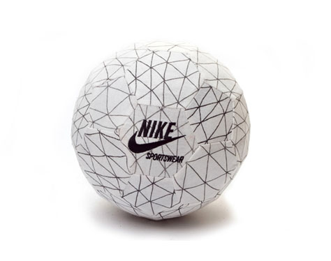 NIKE-SPORTSWEAR-STALFRED-BALL-6.jpg