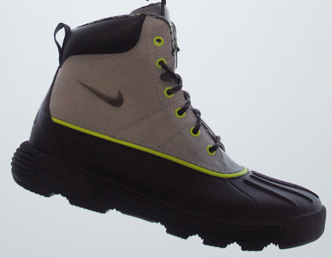 NIKE-SPORTSWEAR-LUNAR-2.jpg