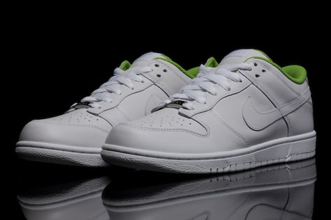 NIKE-SPORTSWEAR-SNEAKERS-BR00.jpg NIKE-SPORTSWEAR-SNEAKERS-BR00.jpg