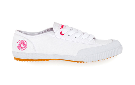 FEIYUE-X-ANDRE-SNEAKERS-2.jpg FEIYUE-X-ANDRE-SNEAKERS-2.jpg