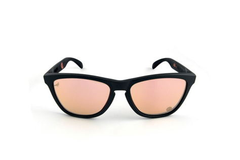 STAPLE-X-OAKLEY-FROGSKINS-0.jpg STAPLE-X-OAKLEY-FROGSKINS-0.jpg
