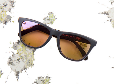 STAPLE-X-OAKLEY-FROGSKINS-1.jpg STAPLE-X-OAKLEY-FROGSKINS-1.jpg