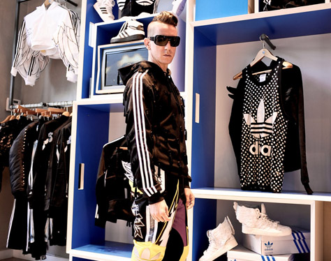 ADIDAS-ORIGINALS-JEREMY-SCOTT-MALABIA.jpg ADIDAS-ORIGINALS-JEREMY-SCOTT-MALABIA.jpg