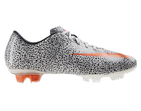 CR7-SAFARI BUTTERFLY-3.jpg CR7-SAFARI BUTTERFLY-3.jpg