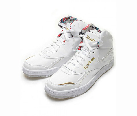 HELLO-KITTY-X-REEBOK-PT-20-INTERNATIONAL-4.jpg