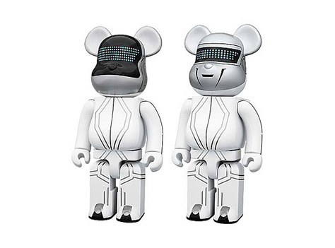 DAFT-PUNK-TRON-400-BEARBRICK-TOYS.jpg