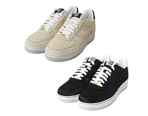 NIKE-AIR-FORCE-1-BEARBRICK-SNEAKERS-0.jpg