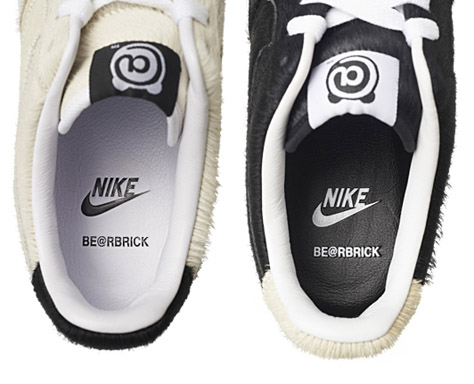 NIKE-AIR-FORCE-1-BEARBRICK-SNEAKERS-3.jpg