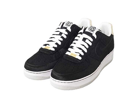 NIKE-AIR-FORCE-1-BEARBRICK-SNEAKERS-4.jpg
