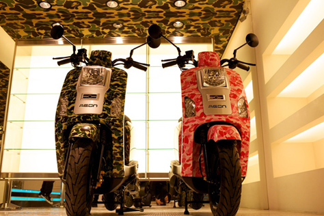 A-BATHING-APE-AEON-5.jpg