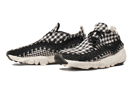 NIKE-AIR-FOOTSCAPE-WOVEN-FREEMOTION-GINGHAM-PACK-2.jpeg