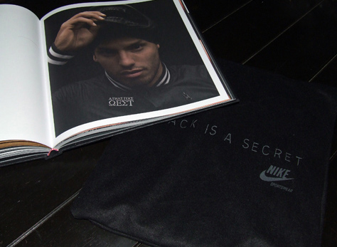 NIKE-SPORTSWEAR-BLACK-BOOK.JPG NIKE-SPORTSWEAR-BLACK-BOOK.JPG
