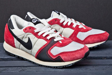 NIKE-SPORTSWEAR-VENGEANCE-RETRO.jpg