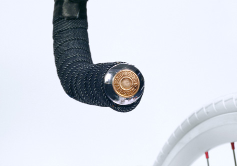 LEVIS-FIXIE-BIKE-06.jpg LEVIS-FIXIE-BIKE-06.jpg