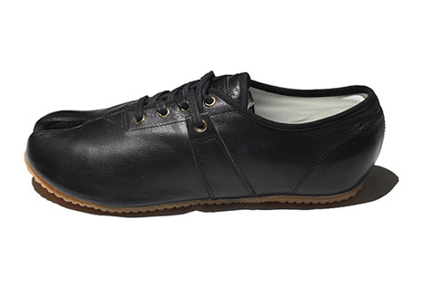 ONITSUKA-TIGER-OKATABI-3.jpg