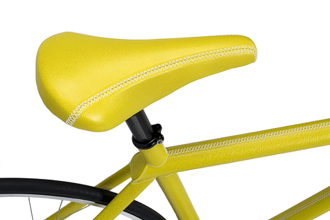 PHARREL-WILLIAMS-BICICLETA-DOMEAu-PERE-2.jpg