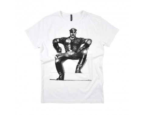 SIXPACK-FRANCE-TOM-OF-FINLAND-2.jpg