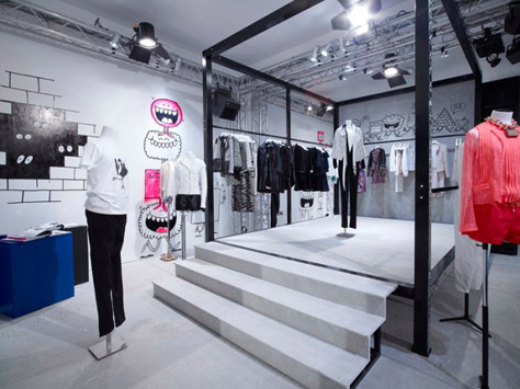 CHANEL-COLETTE-POPUP11.jpg CHANEL-COLETTE-POPUP11.jpg