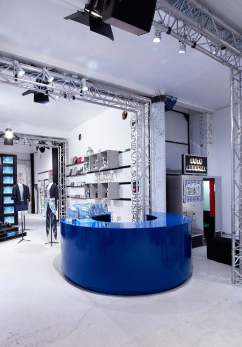 CHANEL-COLETTE-POPUP4.jpg CHANEL-COLETTE-POPUP4.jpg