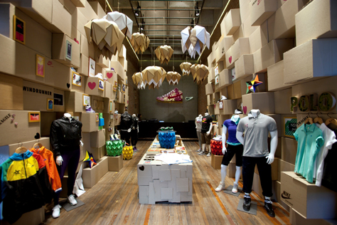 NIKE-SPORTSWEAR-ICONOS-NIKE-SOHO.jpg
