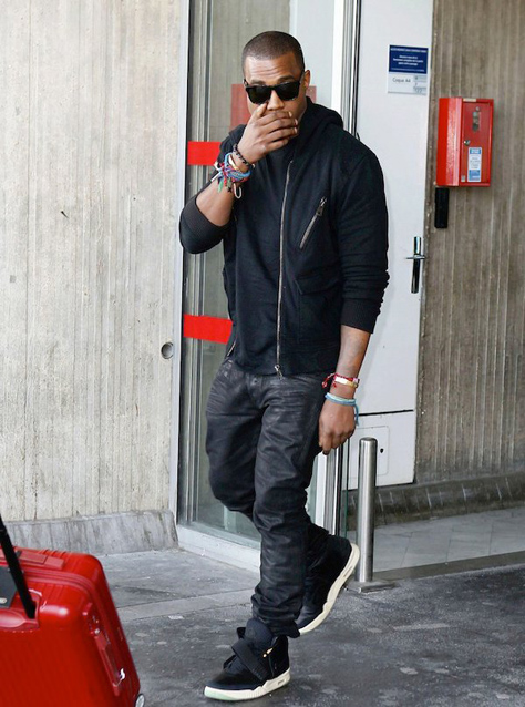 NIKE-AIR-YEEZY-2-KANYE.jpg NIKE-AIR-YEEZY-2-KANYE.jpg