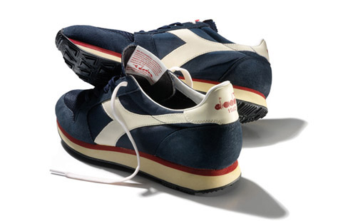 DIADORA-HERITAGE-THE-QUEEN-70-1.jpg DIADORA HERITAGE THE QUEEN 70 1