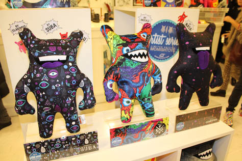 MOMISH-TOY-ARTIST-SERIES-23.jpg MOMISH TOY ARTIST SERIES 23