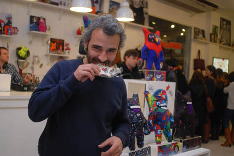 MOMISH-TOY-ARTIST-SERIES-9.jpg MOMISH TOY ARTIST SERIES 9