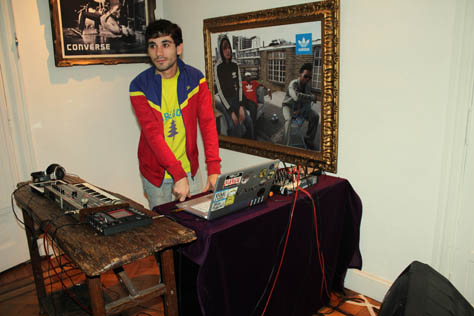 SNEAKERHEAD-FITZROVIA-15.jpg SNEAKERHEAD FITZROVIA 15