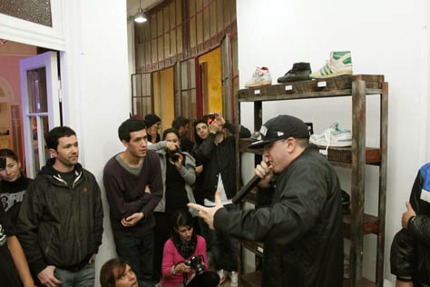 SNEAKERHEAD-FITZROVIA-23.jpg SNEAKERHEAD FITZROVIA 23
