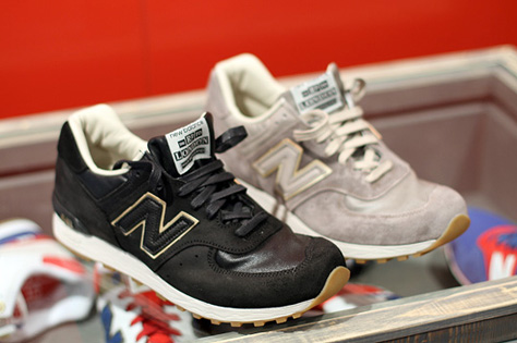 NEW BALANCE 574 ROAD TO LONDON 000