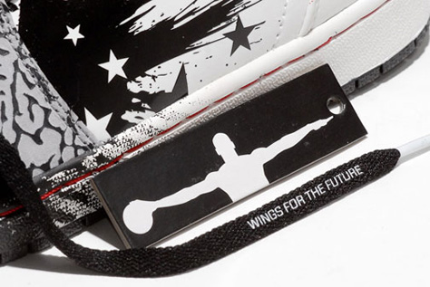 AIR JORDAN 1 RETRO DAVE WHITE WINGS OF THE FUTURE 4