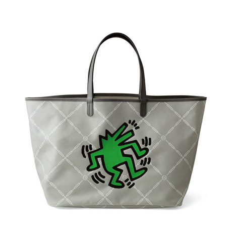 UNIFORM-EXPERIMENT-KEITH-HARING-4.jpg UNIFORM EXPERIMENT KEITH HARING 4