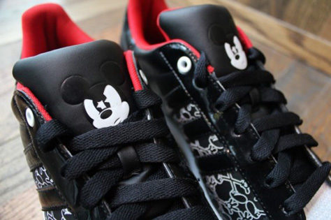 ADIDAS ORIGINALS DISNEY MICKEY X 0